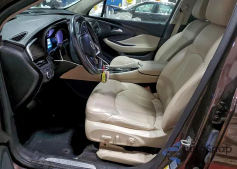 2020 Buick Envision Essence z USA, uszkodzony, nr VIN LRBFX2SA7LD155633